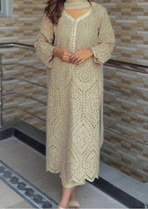 Grace S1283-Embroidered CHIKANKARI 3pc Lawn Dress With Dyed Chiffon Dupatta.