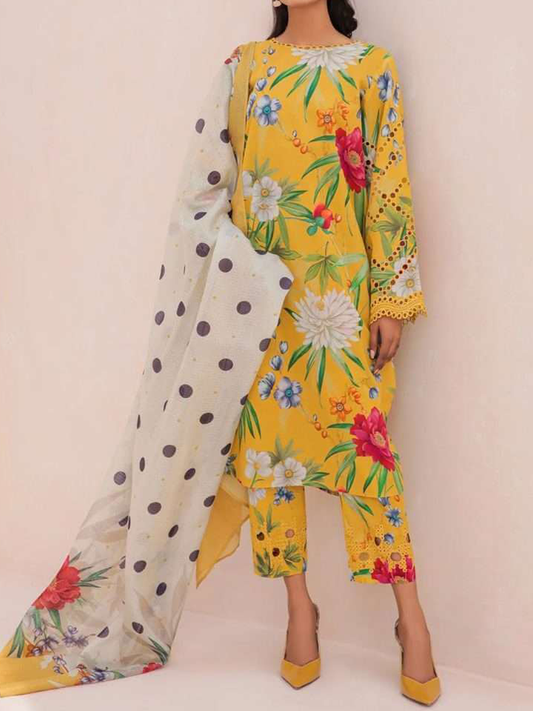 Get ready to buy your favorite lawn dresses at Grace Store sale