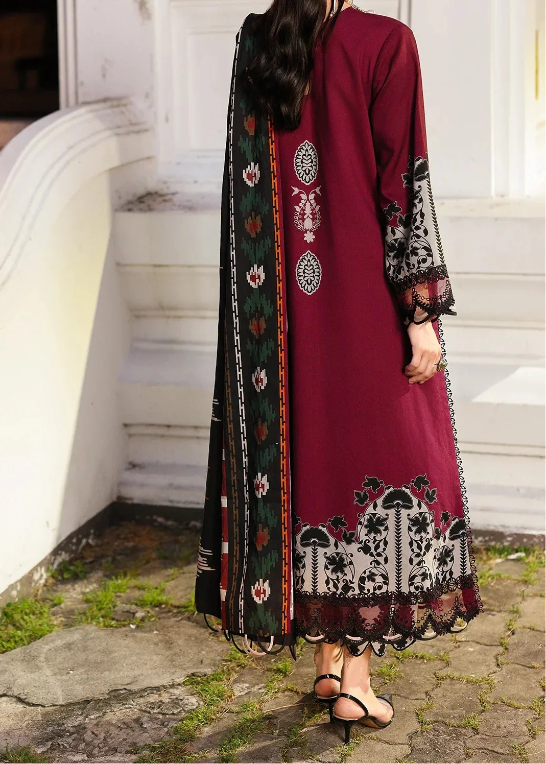 Grace W917 - Digital Printed 3pc Karandi Dress With Digital Printed Karandi Shawl.