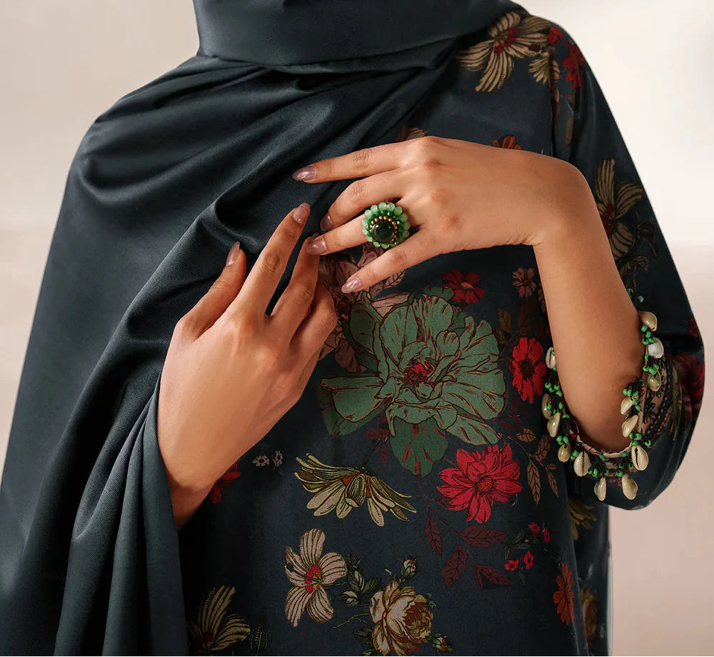 Grace W783 - Digital Printed 3pc Karandi Dress With Digital Printed Karandi Shawl.