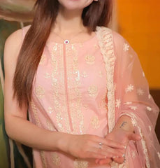 Grace Z-(S627)- Stitched Embroidered 3pc lawn dress with Embroidered organza dupatta.