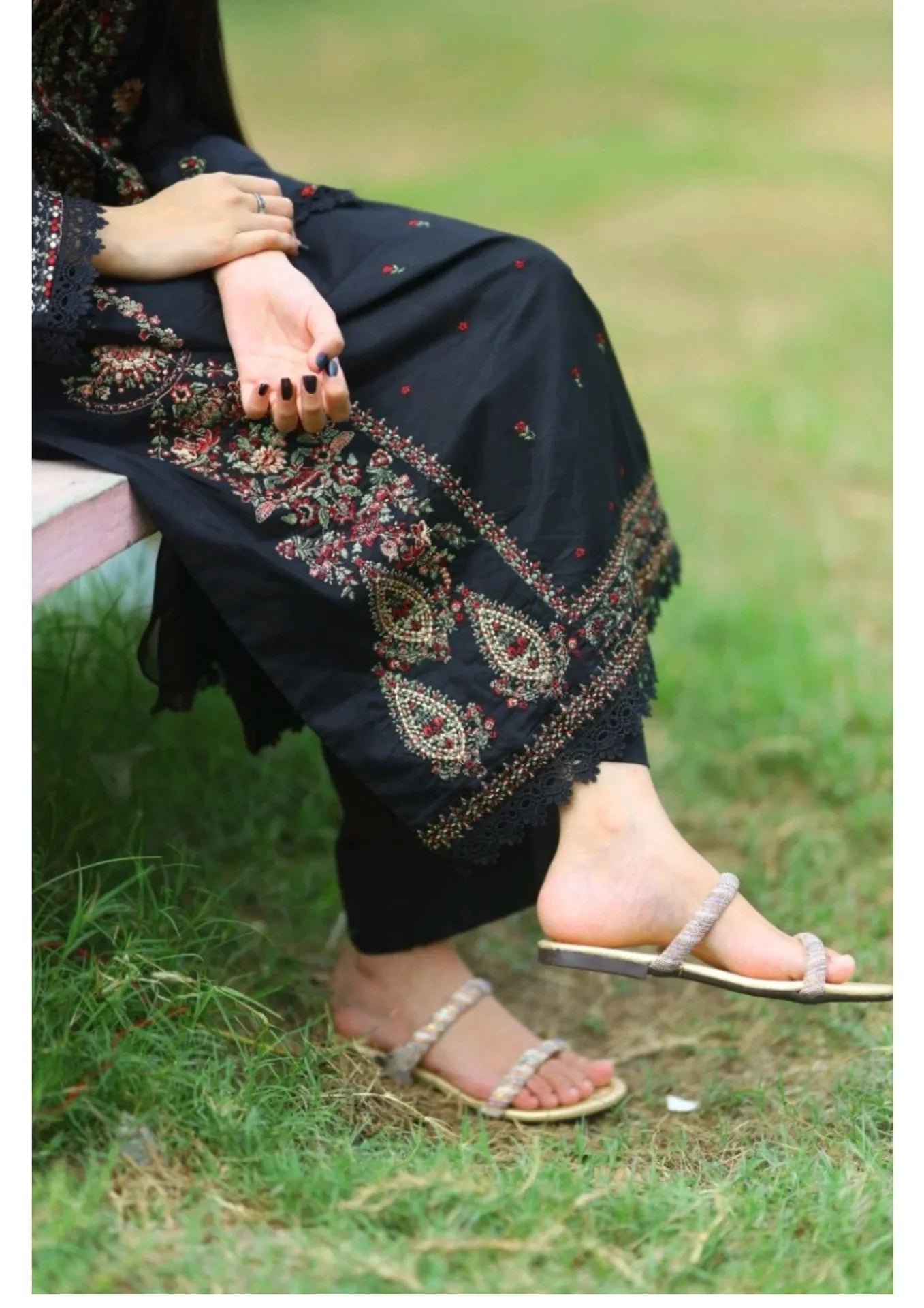 Grace W735-Embroidered 3pc Marina Dress With Embroidered Chiffon Dupatta
