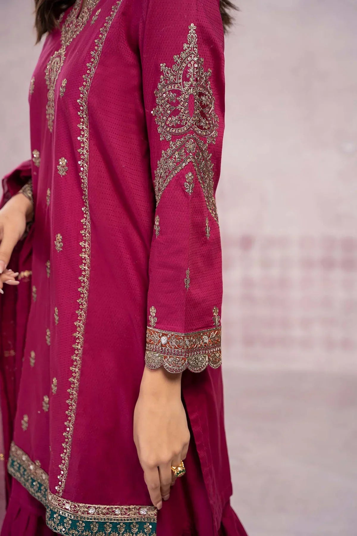 Grace Z-(S841)- Stitched Embroidered 3PC Dress Lawn with Printed Munar Dupatta.