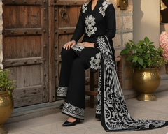 Grace W520-Embroidered 3pc khaddar dress With Printed shawl.
