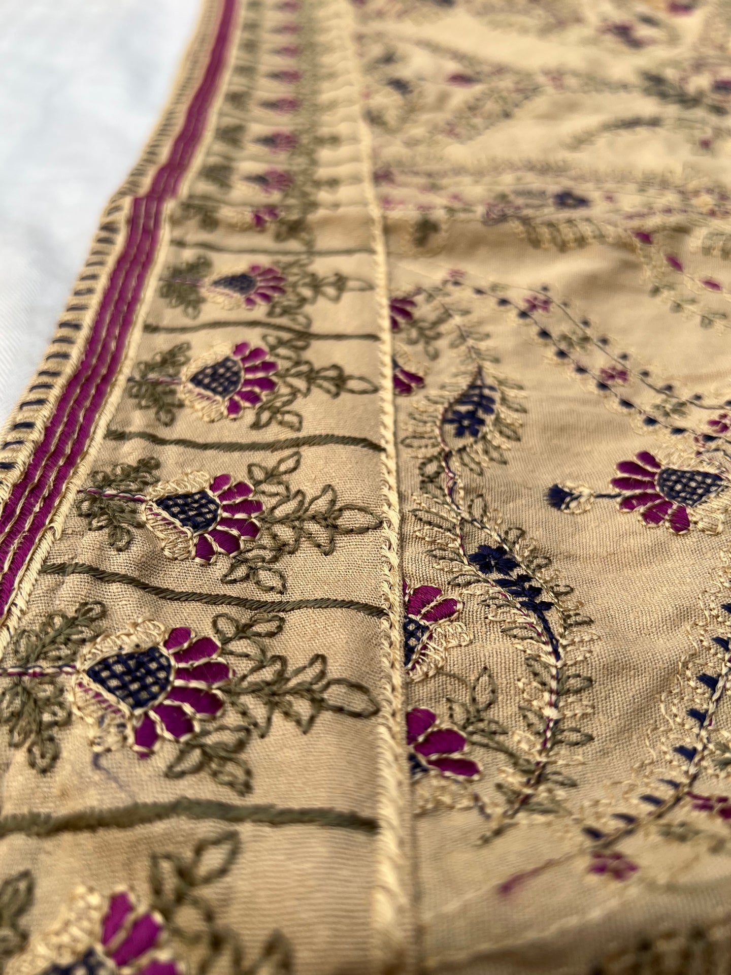 Sarinnah D20-Formal heavy Embroidered Karandi Shawl