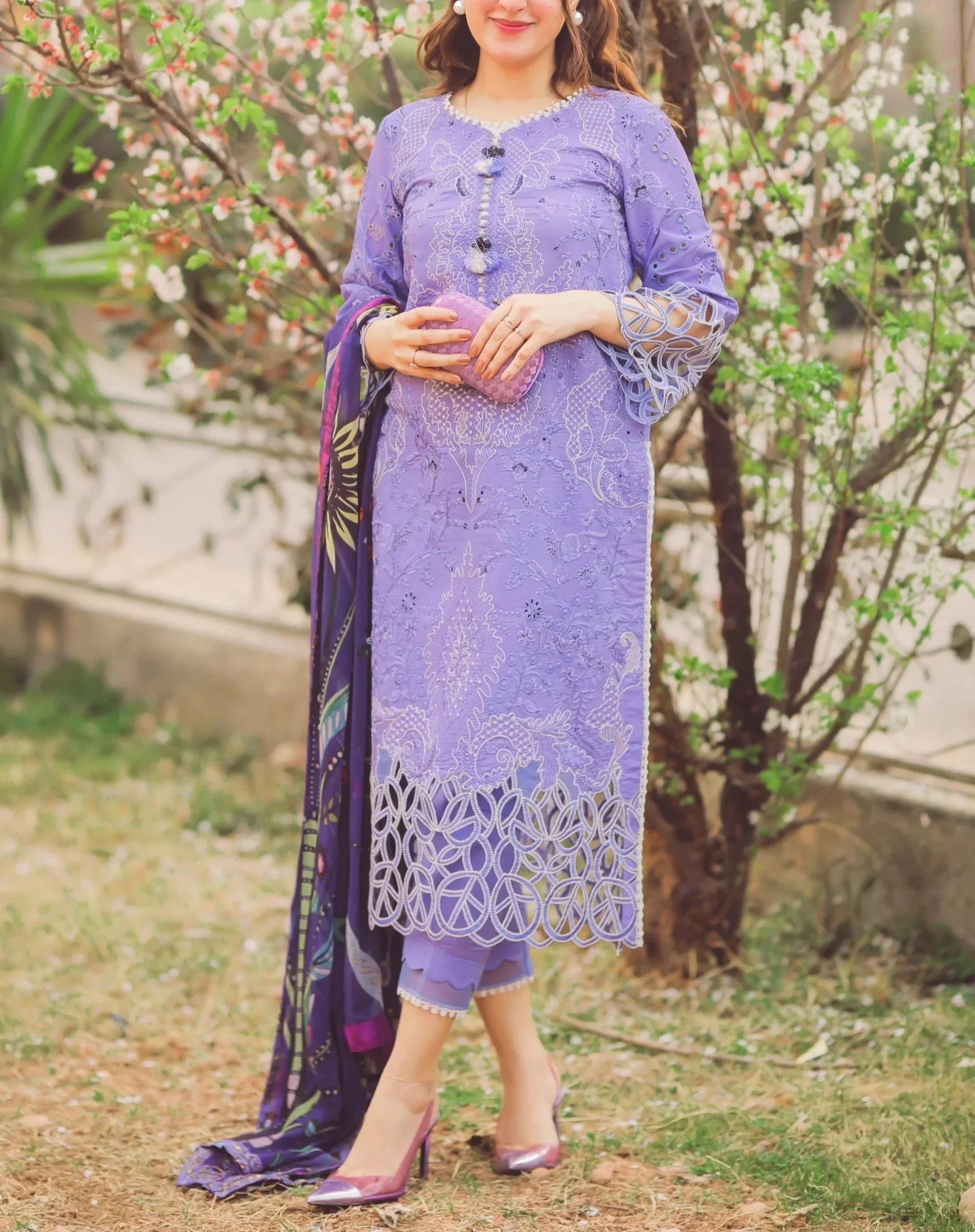 Grace Z102- Stitched Embroidered 3pc lawn dress with Digital printed munaar dupatta