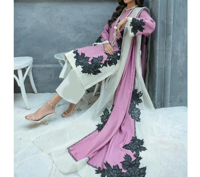 Grace S717-Digital printed 3pc lawn dress with Digital printed munar dupatta.