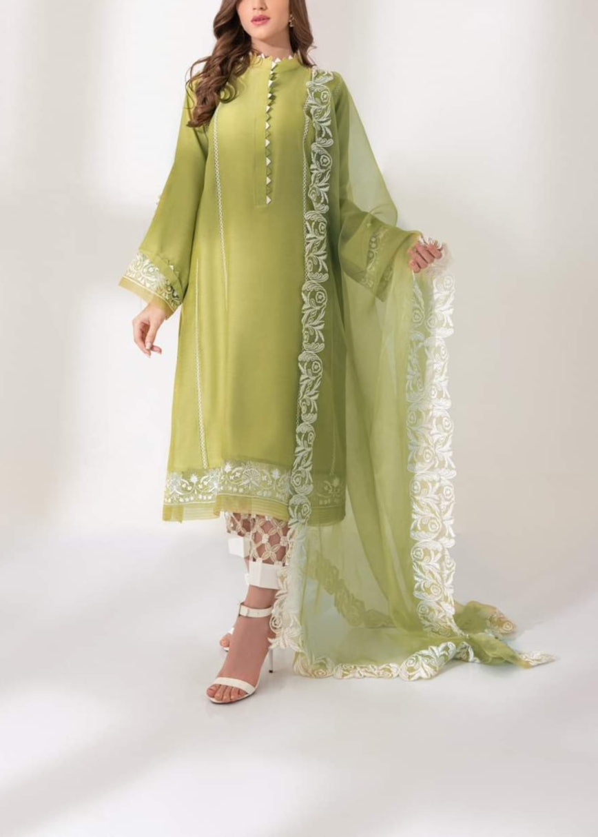 Grace S1011-Embroidered 3pc Lawn Dress with Embroidered Munar Dupatta.