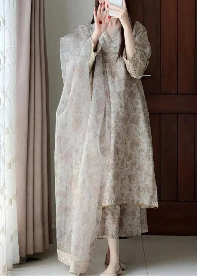 Grace S1058-Digital Printed 3pc Lawn Dress with Printed Munar Dupatta.