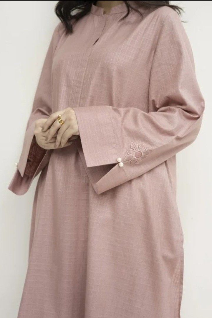Grace S1271-Embroidered 3pc Lawn Dress With Embroidered Munar Dupatta.