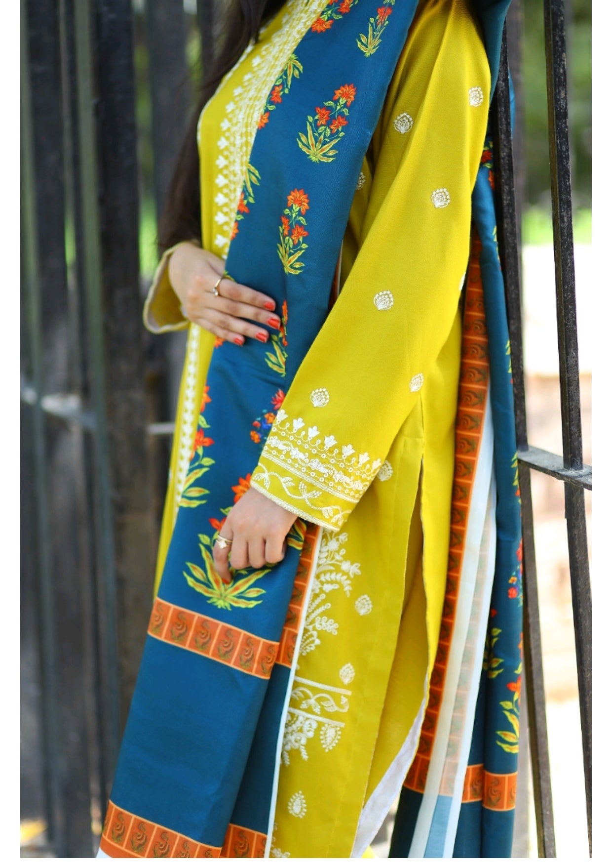 Grace Z-(W544)- Stitched Embroidered 3pc marina dress with Printed shawl.
