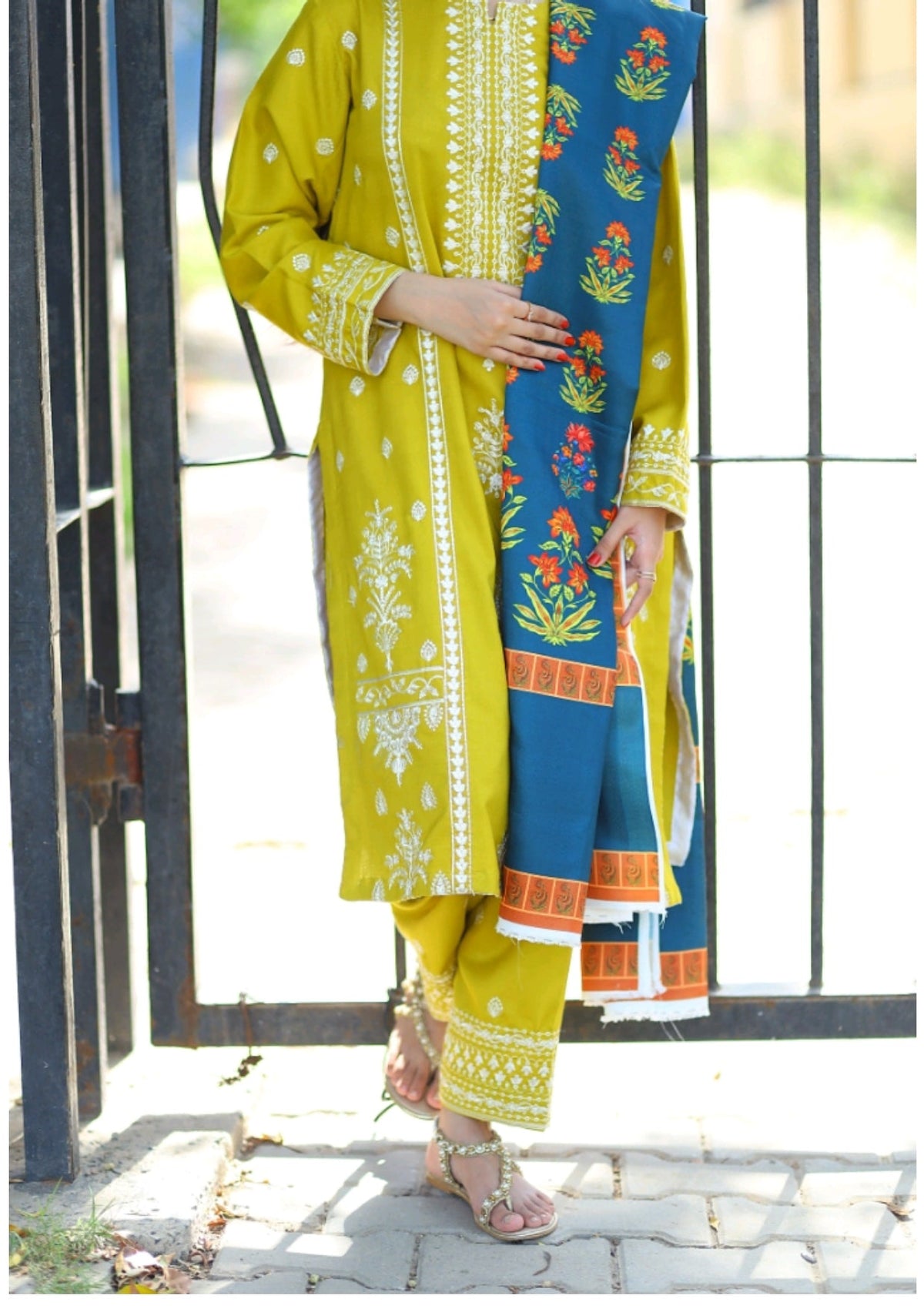 Grace Z-(W544)- Stitched Embroidered 3pc marina dress with Printed shawl.