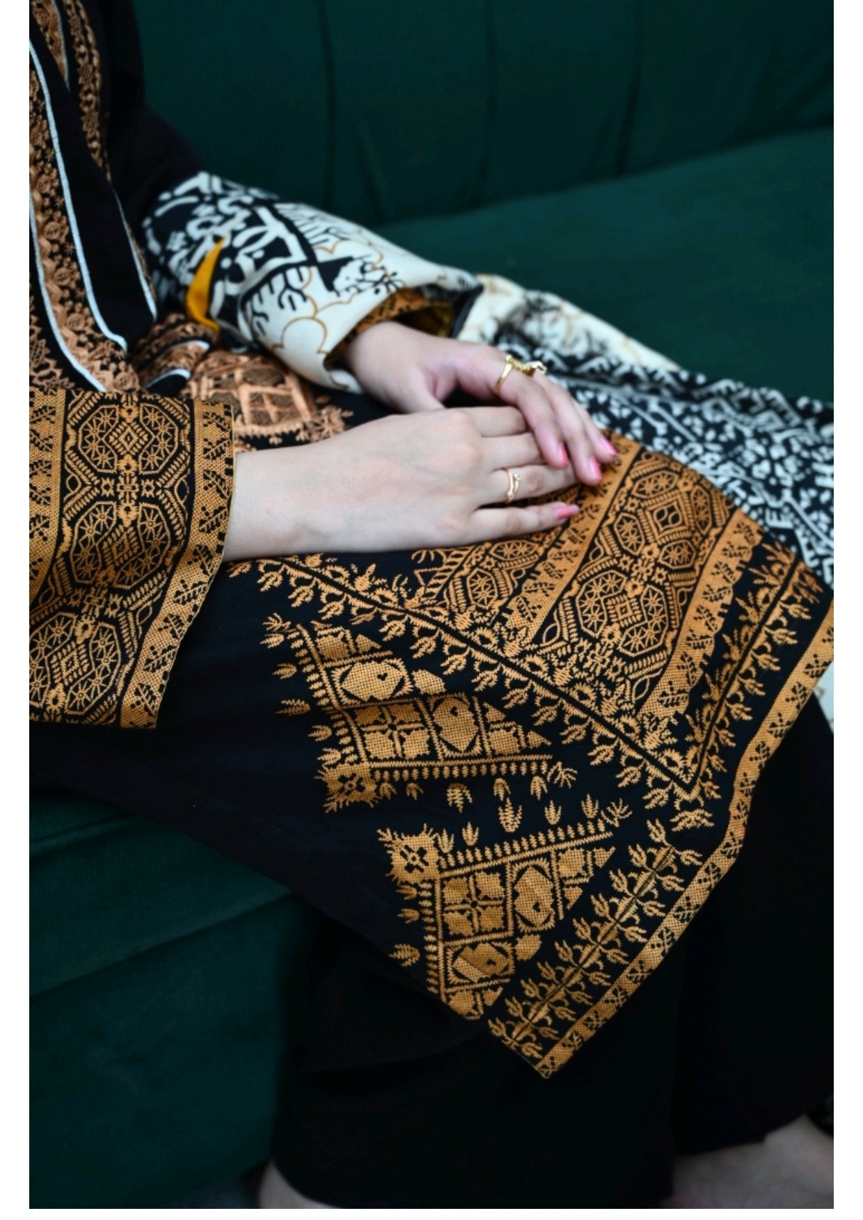 Grace W102 -Embroidered 3pc khaddar dress with printed shawl.